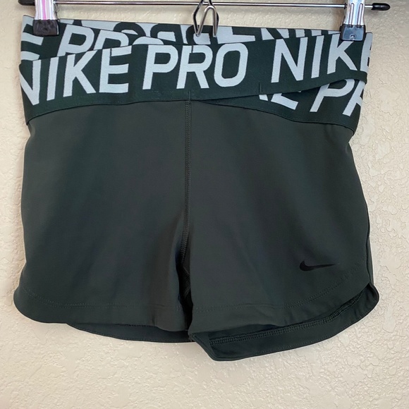 Nike Pants - Nike Pro Inter-Twist Spandex shorts size Small green Intertwist